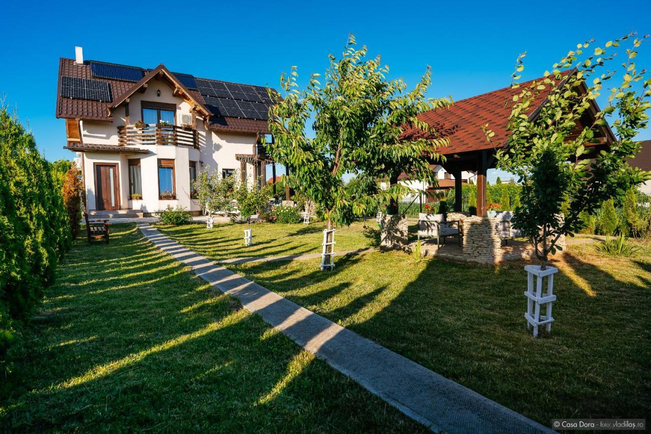 Hotel Casa Dora Suceava Exterior foto