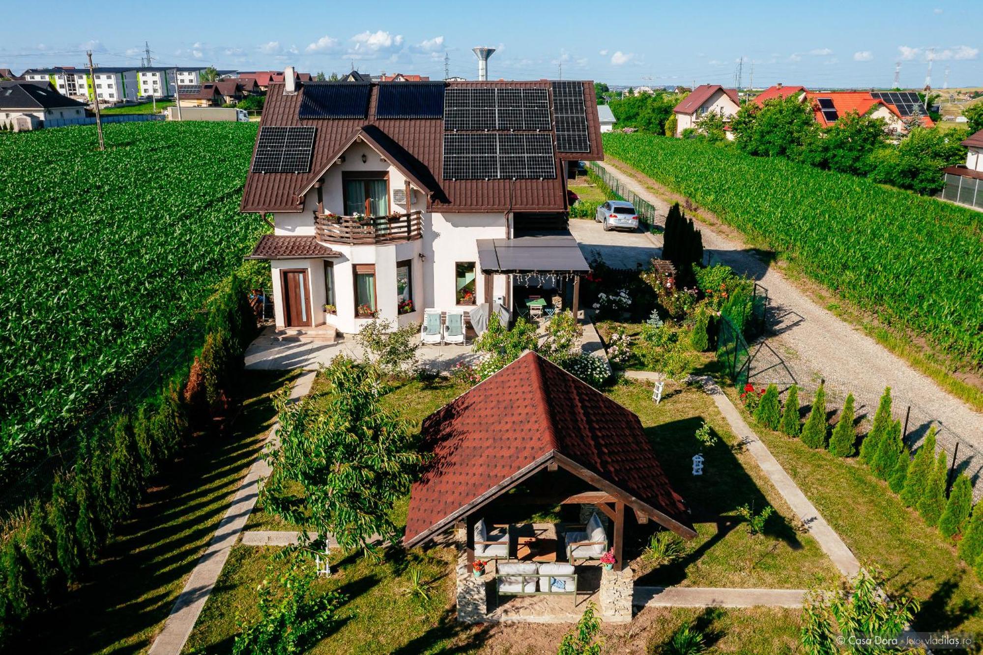 Hotel Casa Dora Suceava Exterior foto
